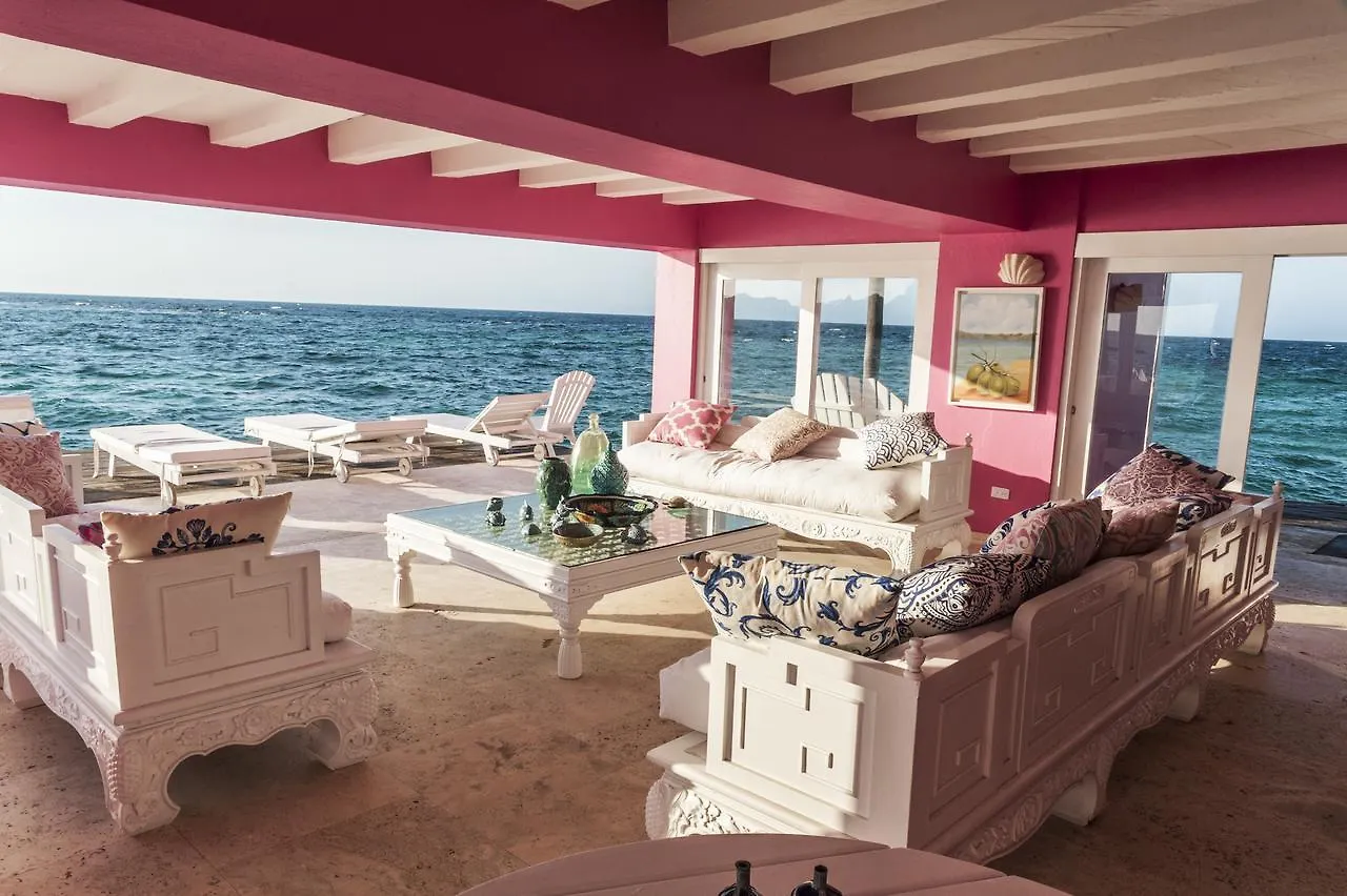 Kontakte von Isla Rosa